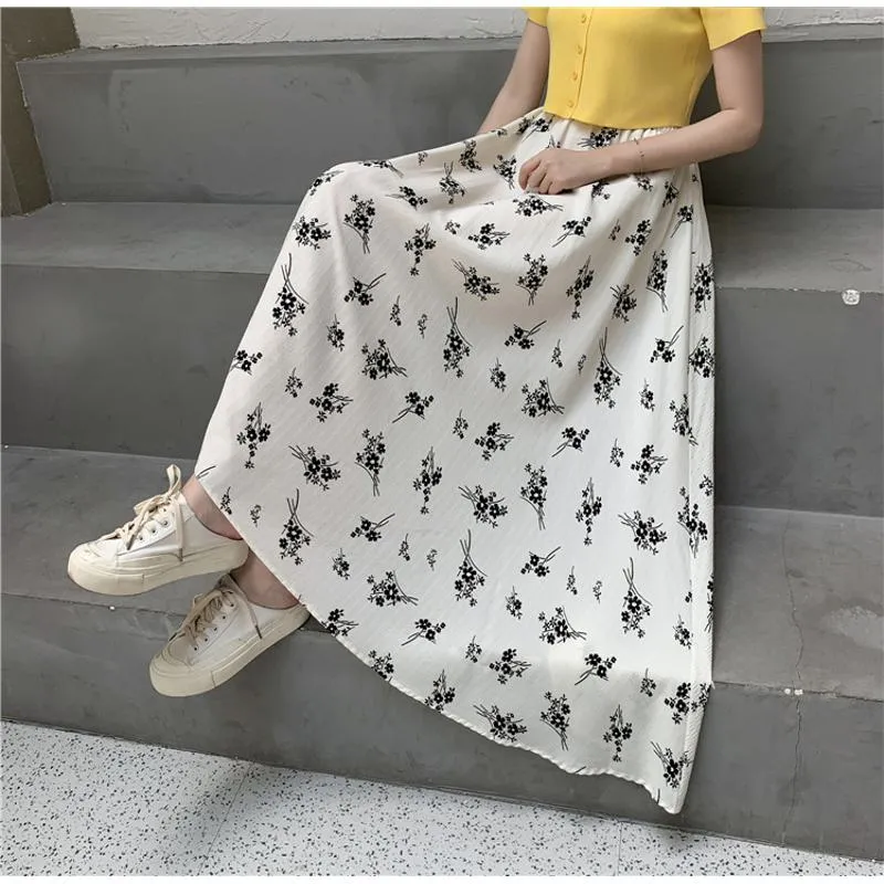 Ladylike Full-Skirt Simplicity Elastic Waist A-Line Mesh Skirt