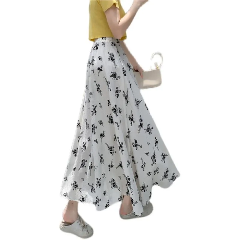 Ladylike Full-Skirt Simplicity Elastic Waist A-Line Mesh Skirt