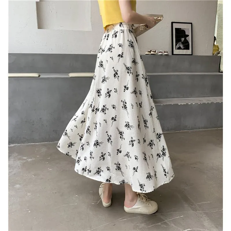 Ladylike Full-Skirt Simplicity Elastic Waist A-Line Mesh Skirt