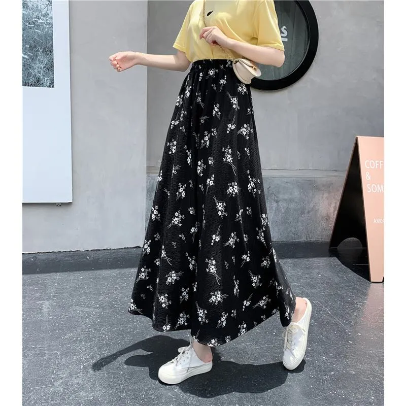 Ladylike Full-Skirt Simplicity Elastic Waist A-Line Mesh Skirt