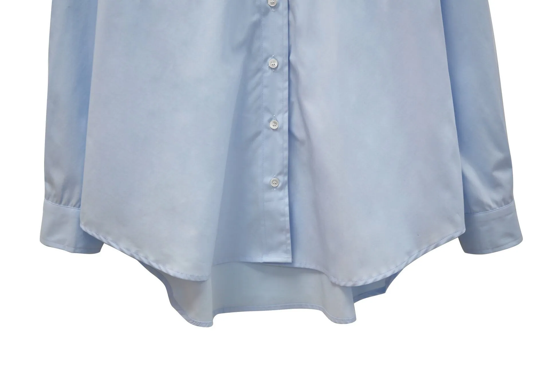 LUXE CLASSIC BUTTON-UP SHIRT