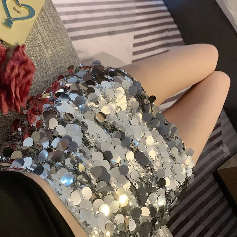 Niche High-Waisted Sequined Bodycon Skirt