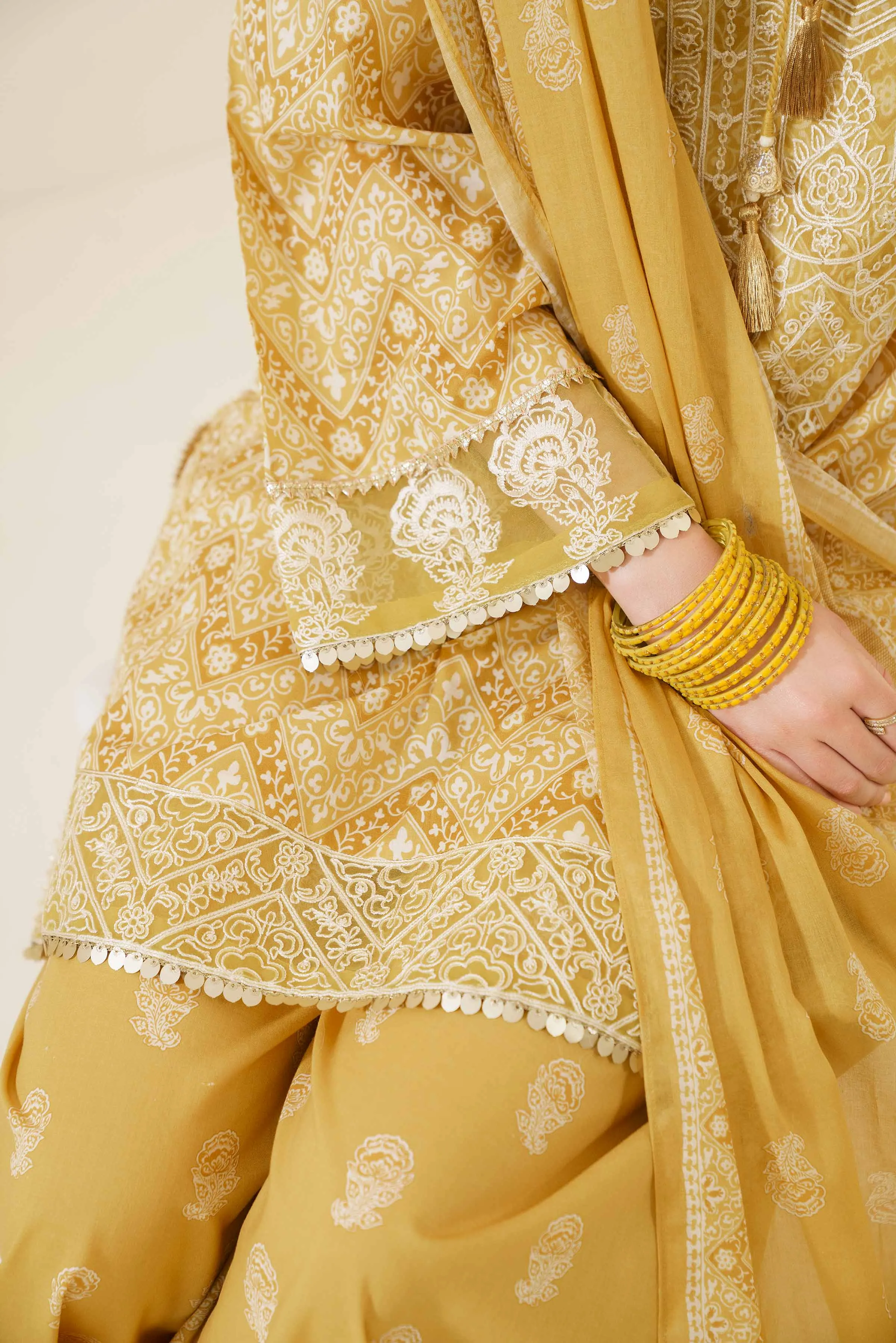 Nishat Linen Spring/Summer Lawn – 3 Piece - Printed Embroidered Suit - 42401701