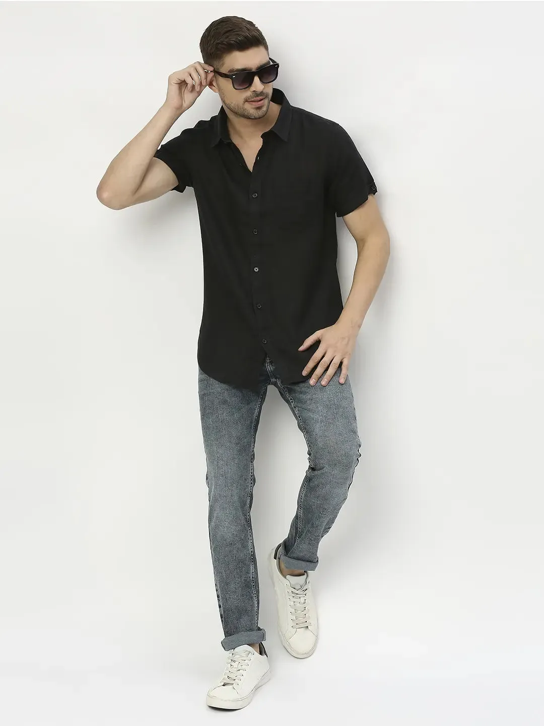 Spykar Men Black Linen Regular Fit Half Sleeve Plain Shirts