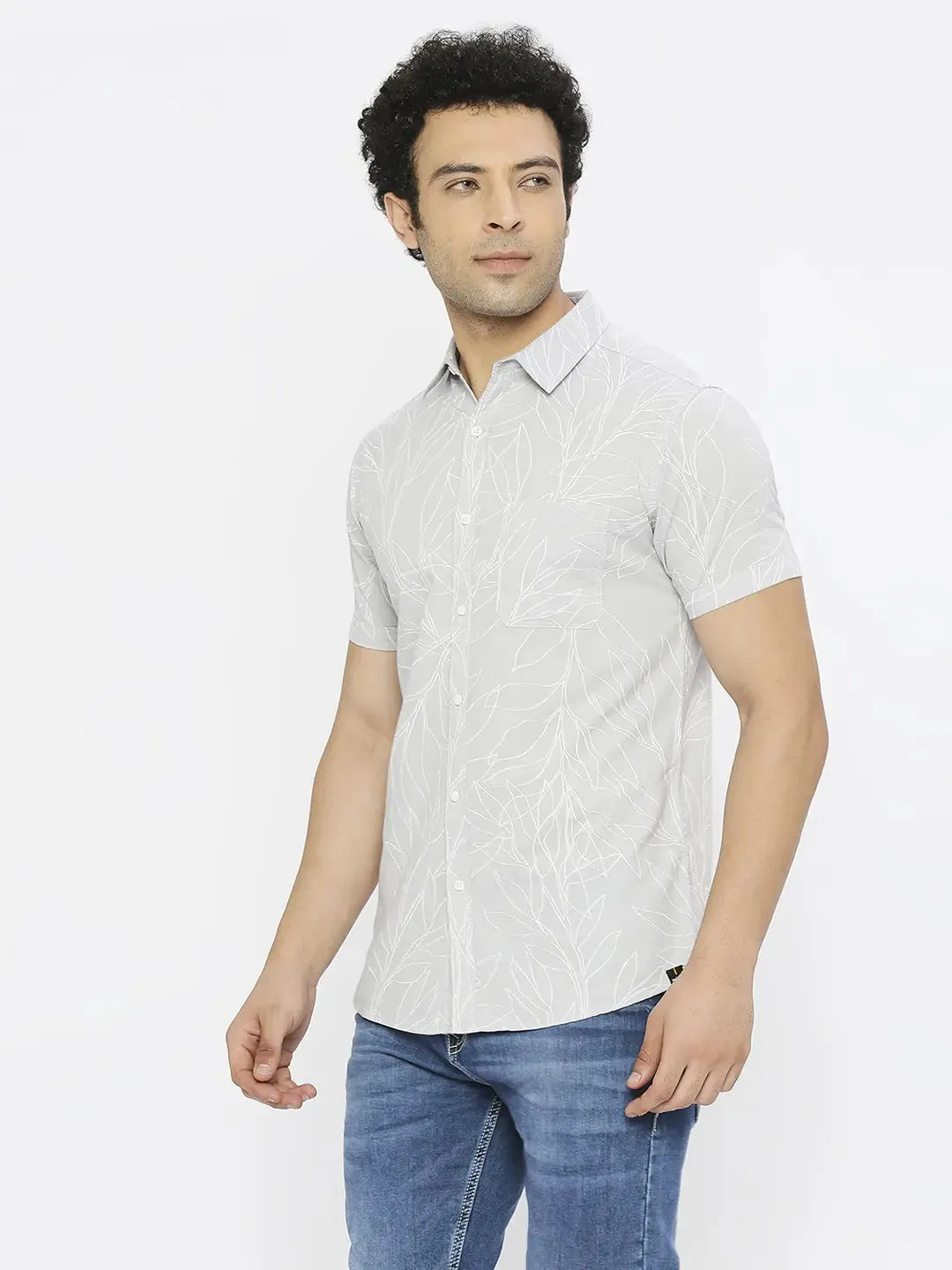 Spykar Men Light Grey Linen Slim Fit Half Sleeve Printed Shirt