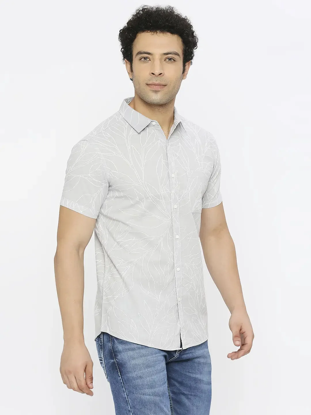 Spykar Men Light Grey Linen Slim Fit Half Sleeve Printed Shirt
