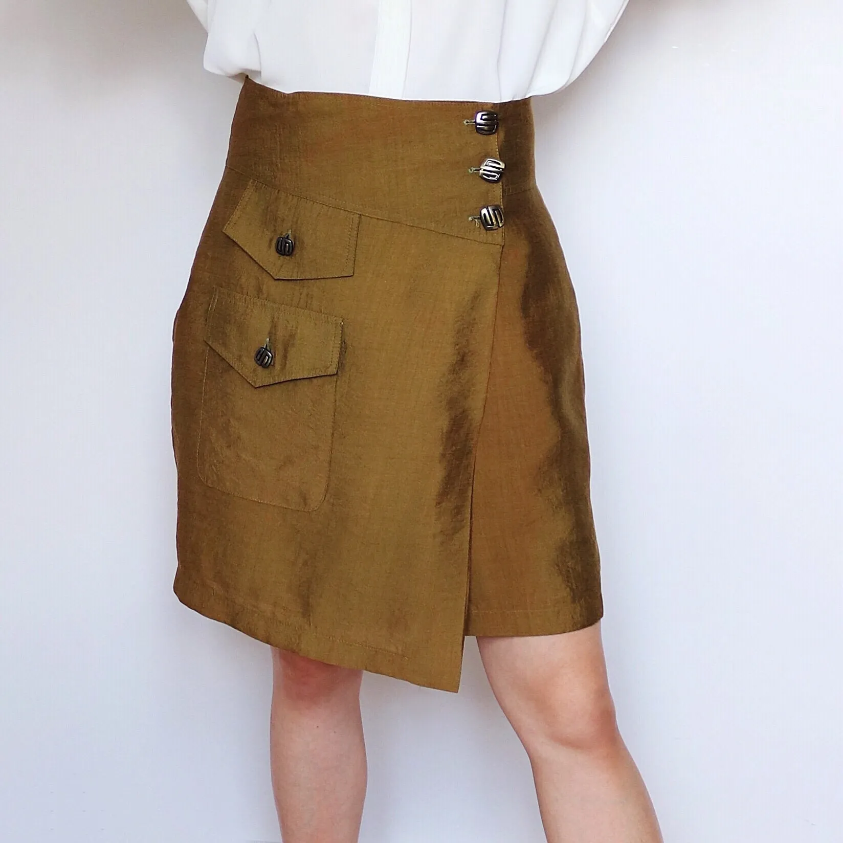 VINTAGE BUTTONS WRAP POCKET SKIRT